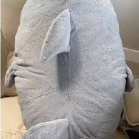Labubu shark pillow - Picture 3 of 3